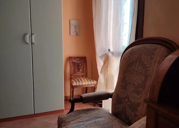 Semesterbostad Lazzarini Rosella In Con Piscina A 2km Dal Mare