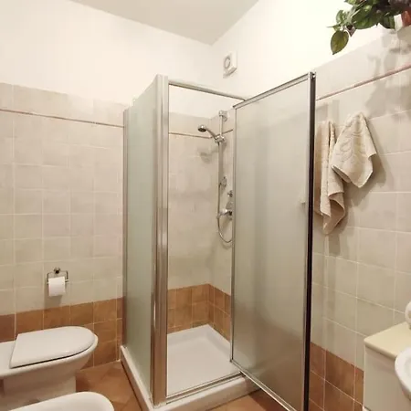 Holiday home Lazzarini Rosella In Con Piscina A 2km Dal Mare